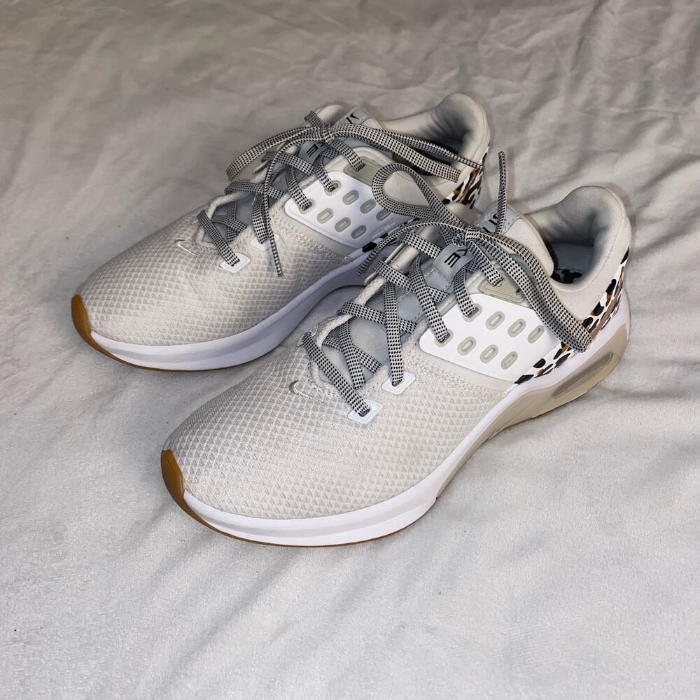 Nike Air Max Bella Leopard Cross Training Shoes